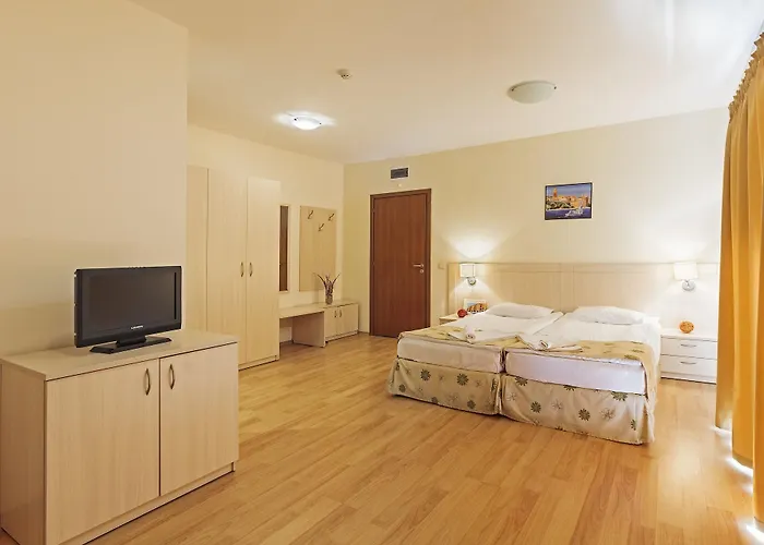 Serena 3* سوزوبول